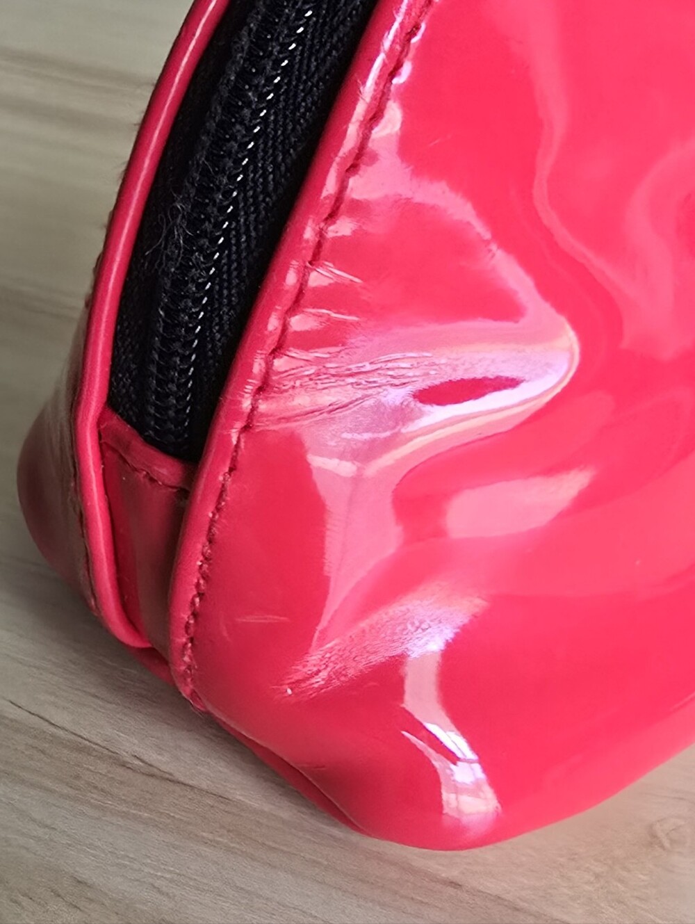 Dior Makeup Bags - Picture 14 of 14